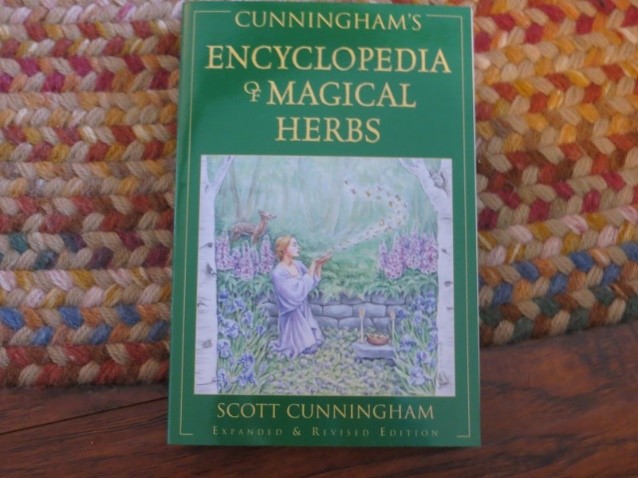 [PDF] Cunningham s Encyclopedia of Magical Herbs